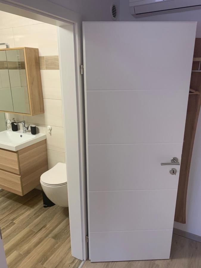 Ferienwohnungen Zum Briefmarkenhaus Mörbisch am See Екстериор снимка