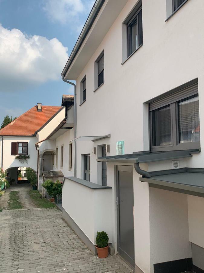 Ferienwohnungen Zum Briefmarkenhaus Mörbisch am See Екстериор снимка